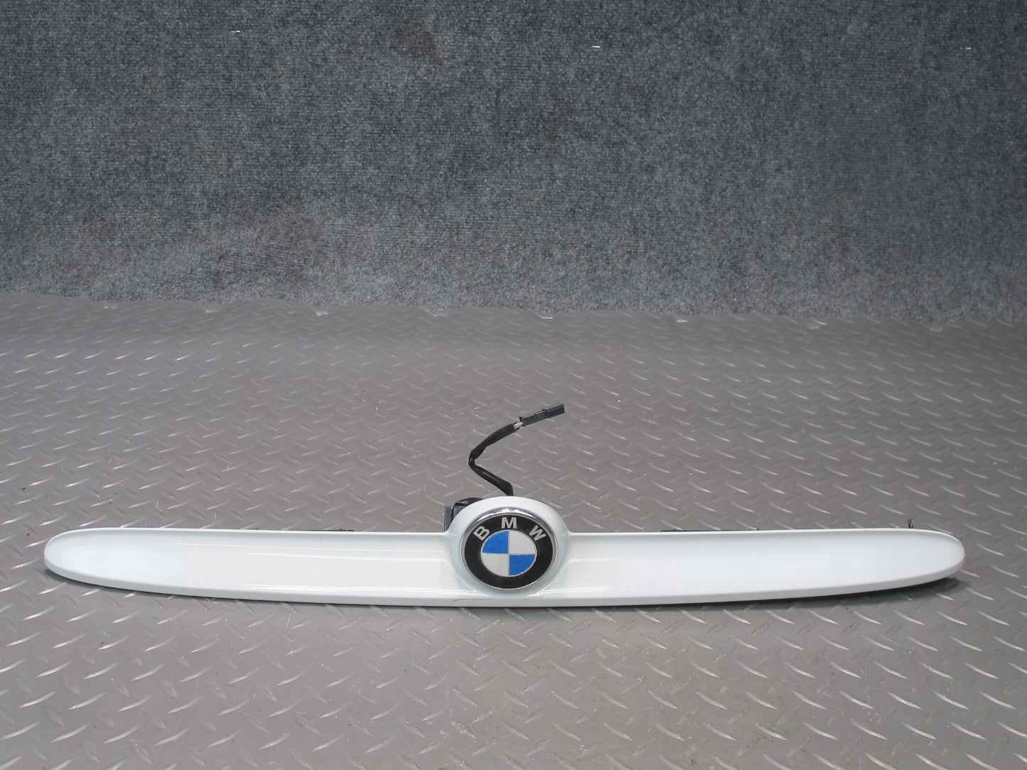 01-06 BMW E46 330ci Convertible Rear Trunk Trim Molding Handle w Lights OEM