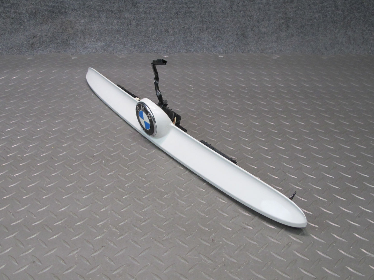 01-06 BMW E46 330ci Convertible Rear Trunk Trim Molding Handle w Lights OEM