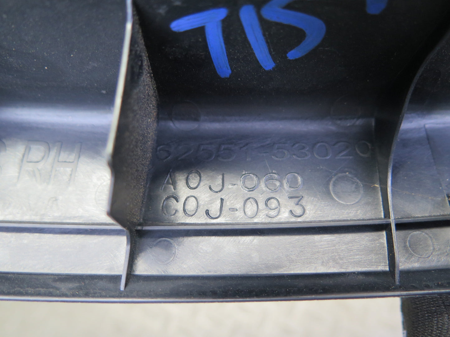 08-14 Lexus IS250 IS350 Is-f Sedan Rear Left & Right Lower C Pillar Trim Set OEM