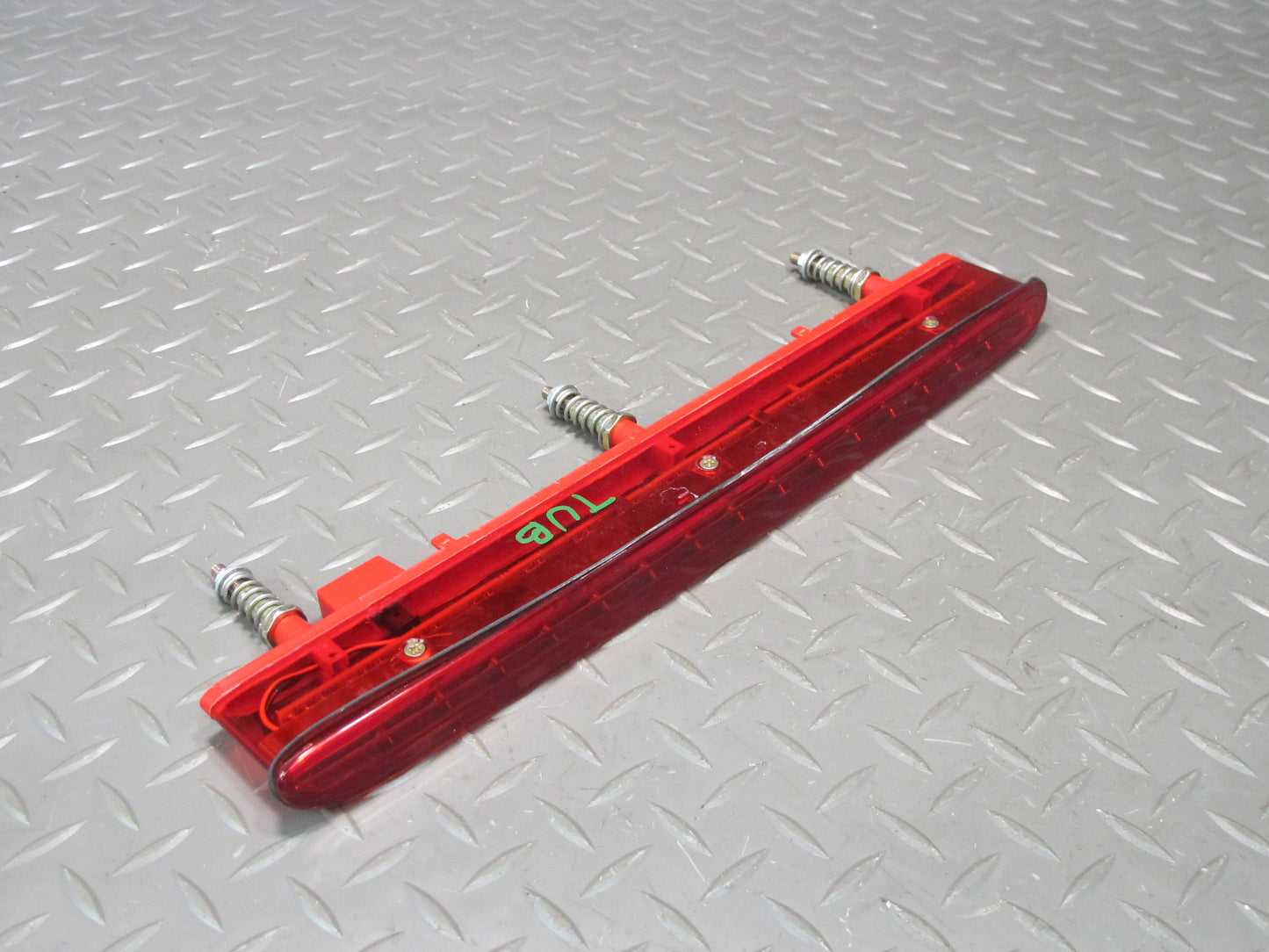 2004 BMW E46 330CI Convertible Rear Third 3RD Center Brake Light 6920739 OEM