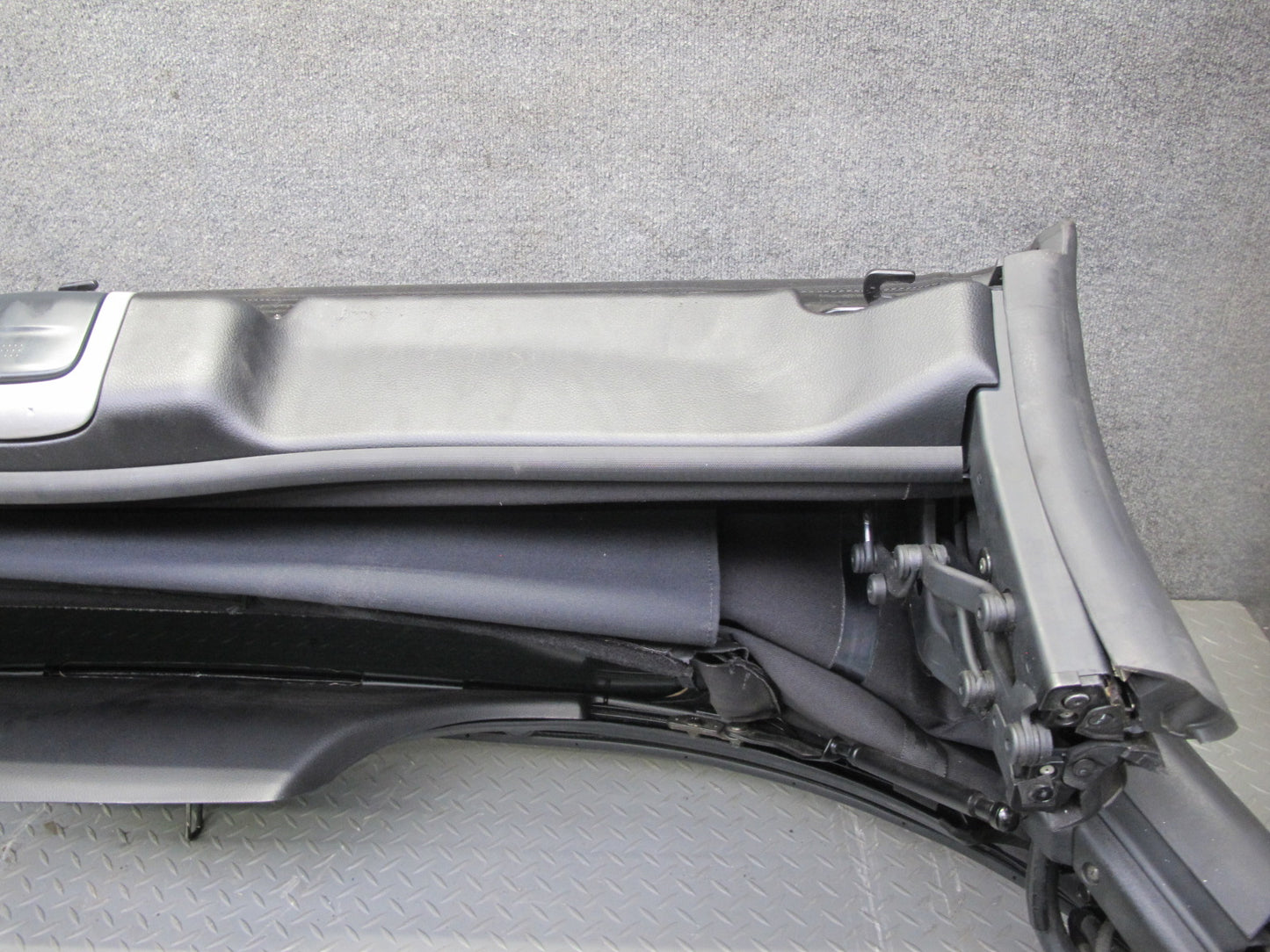 04-09 Nissan Z33 350Z Convertible Soft TOP Roof Cover Assembly OEM