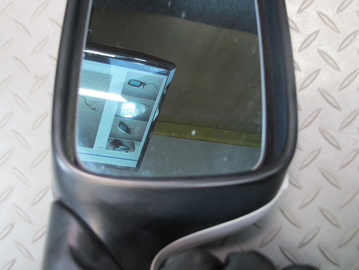 04-06 BMW E46 330ci Coupe Convert Left Door Exterior Side View Heated Mirror OEM