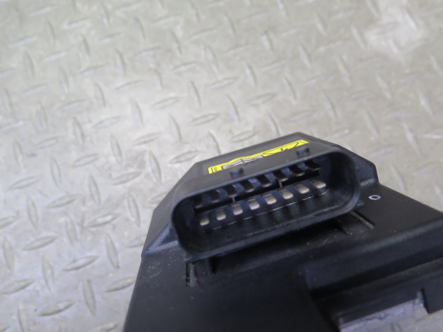 03-12 Mercedes R230 SL600 CL600 S600 M275 Engine Left Ignition Coil Pack 85K