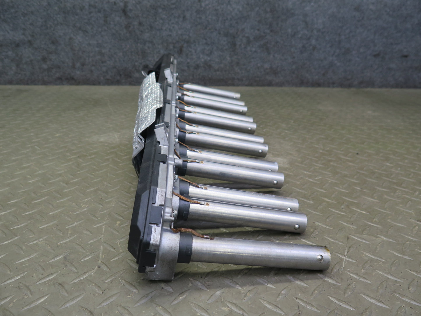 03-12 Mercedes R230 SL600 CL600 S600 M275 Engine Right Ignition Coil Pack 85K