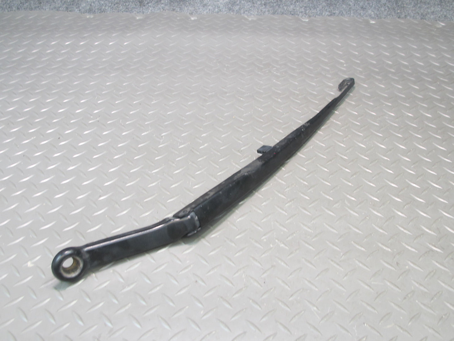 01-06 BMW E46 330ci Coupe Convertible Front Left & Right Wiper Arm Set OEM