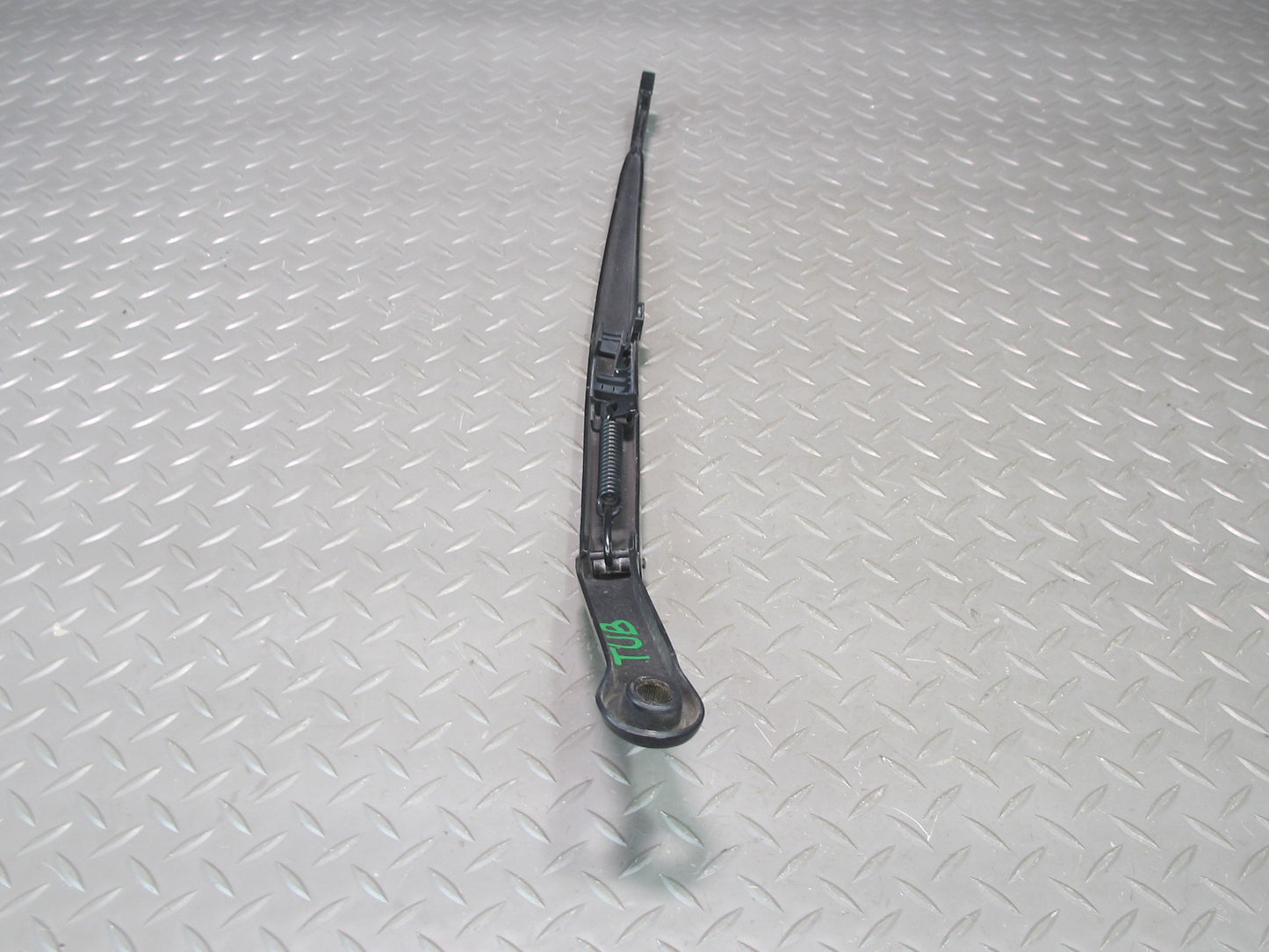 01-06 BMW E46 330ci Coupe Convertible Front Left & Right Wiper Arm Set OEM