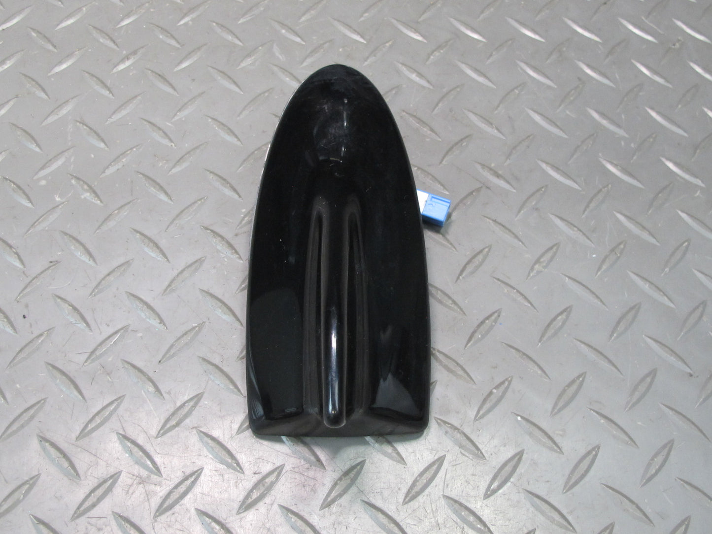 08-10 Lexus USE20L Is-f Rear Upper Roof Radio Shark FIN Antenna Obsidian OEM