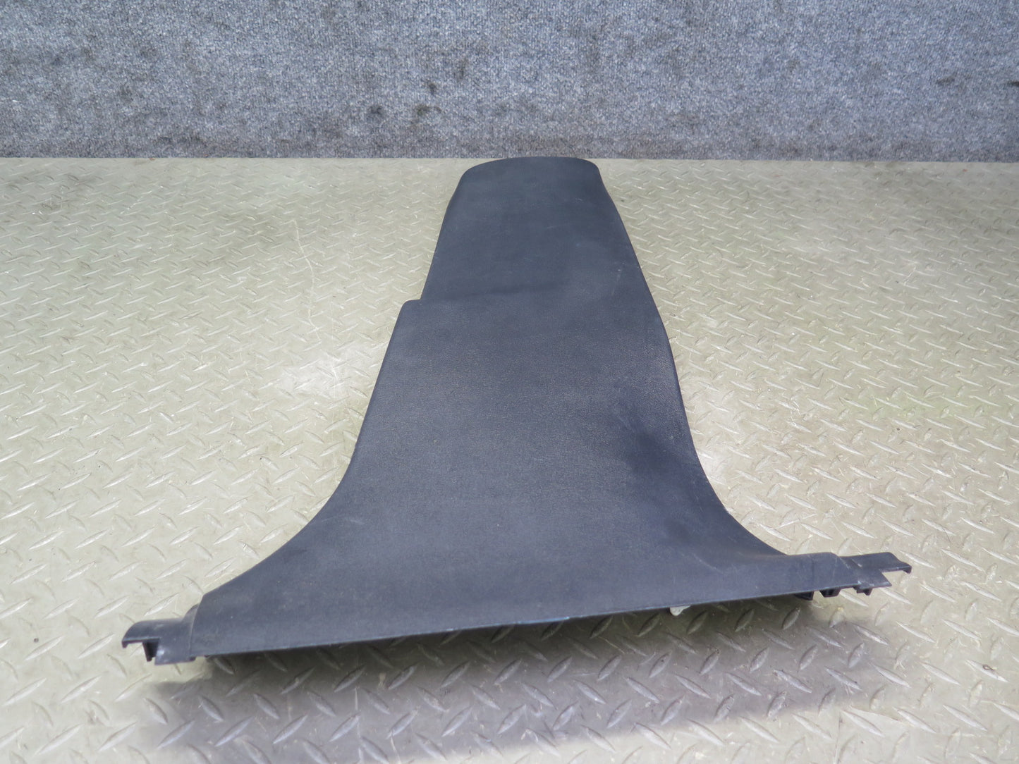 08-14 Lexus IS250 IS350 Is-f Set of 2 Left & Right Lower B Pillar Trim Black OEM