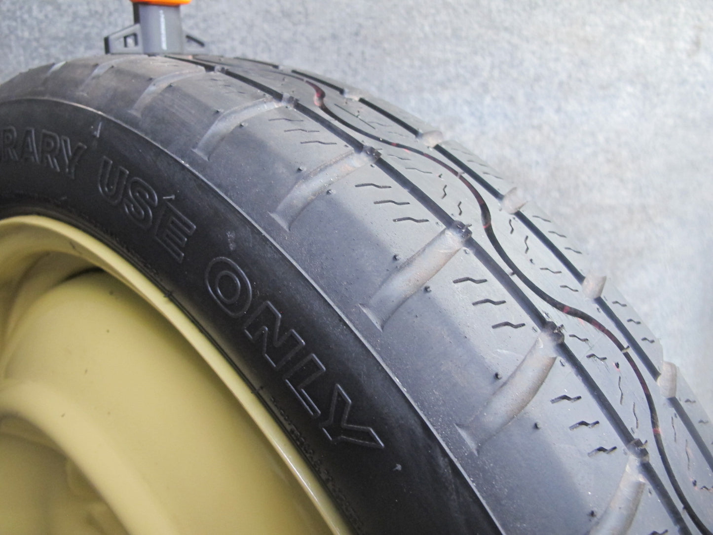 08-09 Lexus USE20L Is-f Emergency Spare Tire R18 18" Wheel 18x4J ET23 OEM