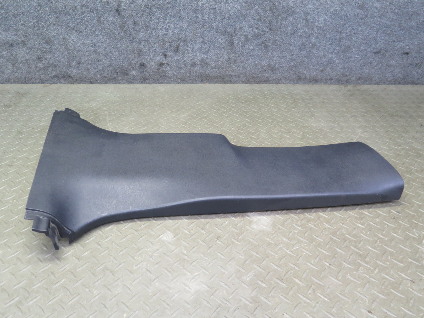 08-14 Lexus IS250 IS350 Is-f Set of 2 Left & Right Lower B Pillar Trim Black OEM