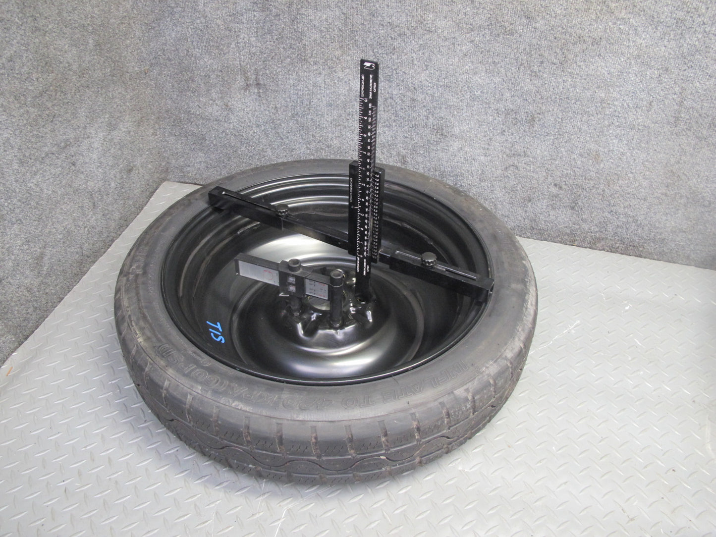 08-09 Lexus USE20L Is-f Emergency Spare Tire R18 18" Wheel 18x4J ET23 OEM