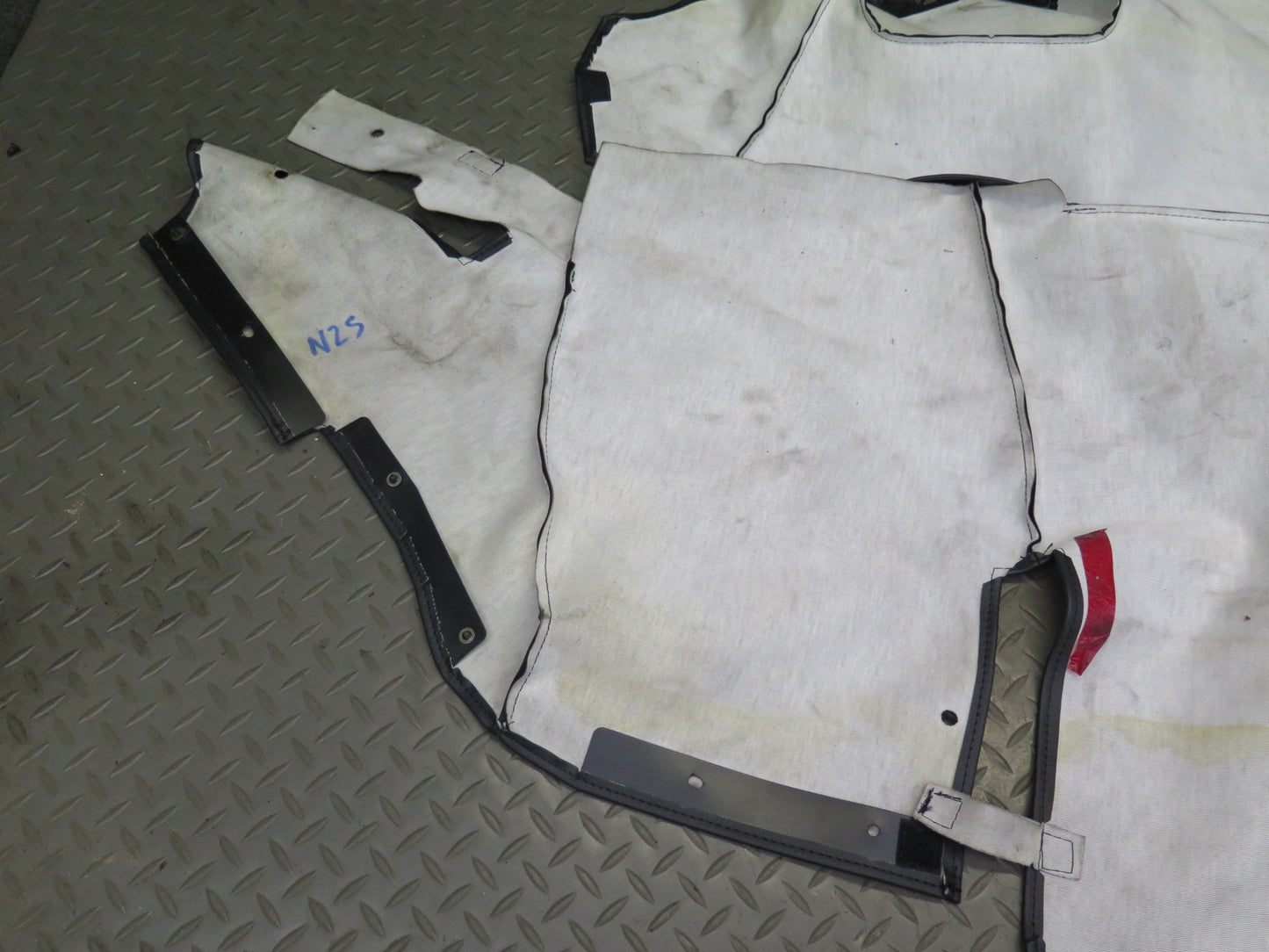 04-09 Nissan Z33 350Z Convertible TOP Roof Leather Compartment Liner Cover OEM