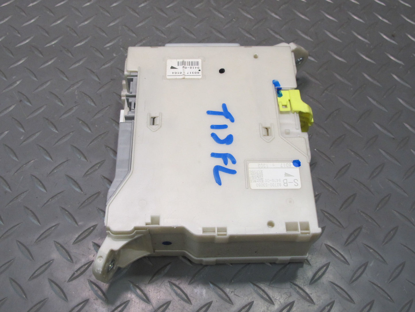 08-10 Lexus IS250 IS350 Is-f Sedan Front Left Fuse Relay Junction Box Module OEM