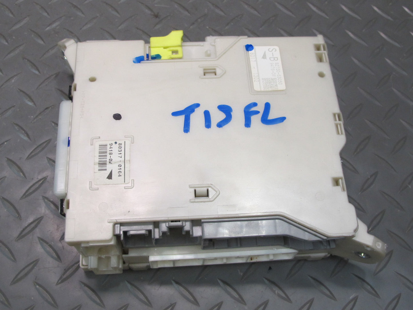 08-10 Lexus IS250 IS350 Is-f Sedan Front Left Fuse Relay Junction Box Module OEM