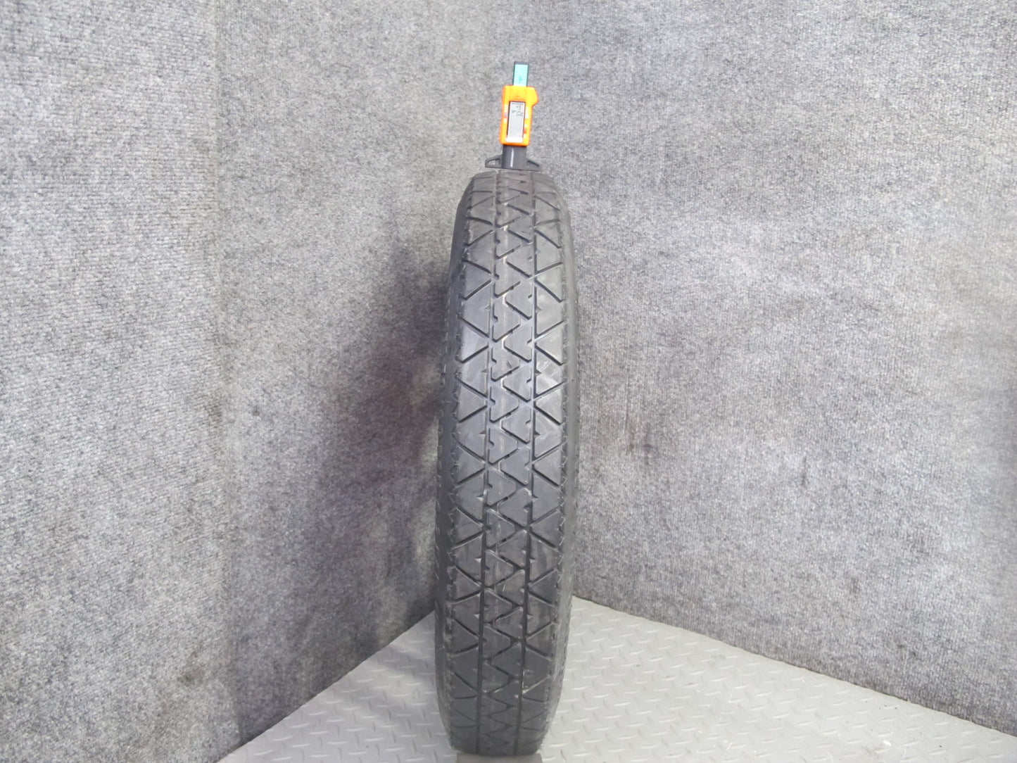97-04 Porsche Boxster 986 Emergency Spare Tire Wheel 17x3.5 ET19 Conti 105/95