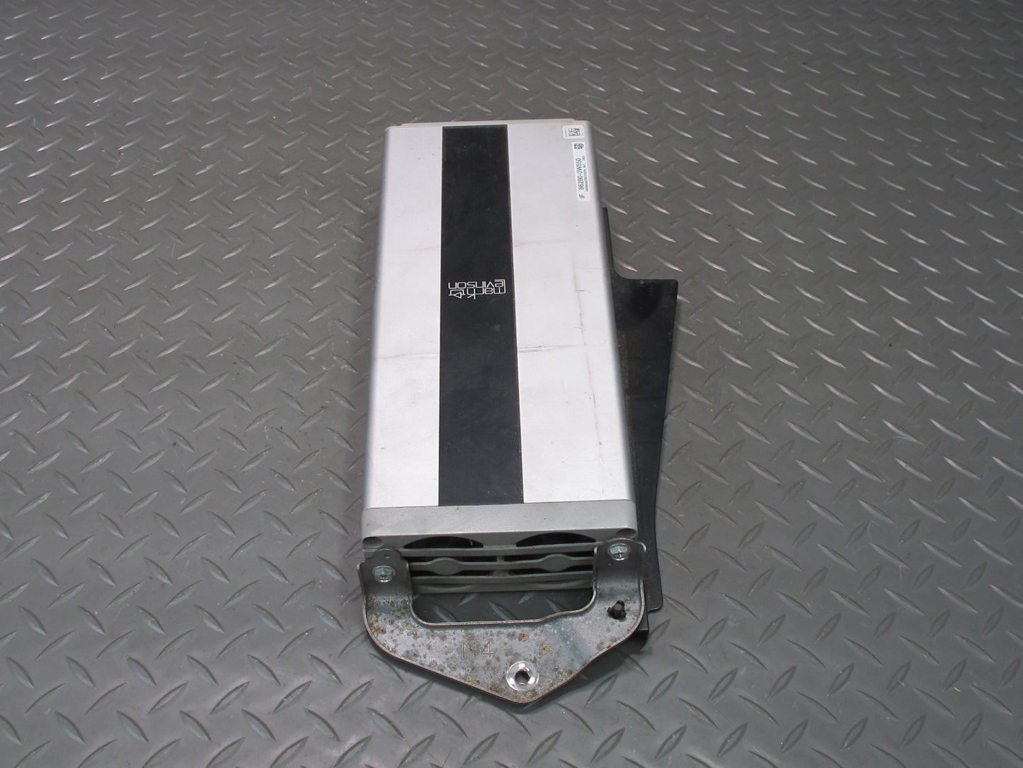 08-10 Lexus USE20L Is-f Mark Levinson Audio Stereo AMP Amplifier 86280-0W550 OEM