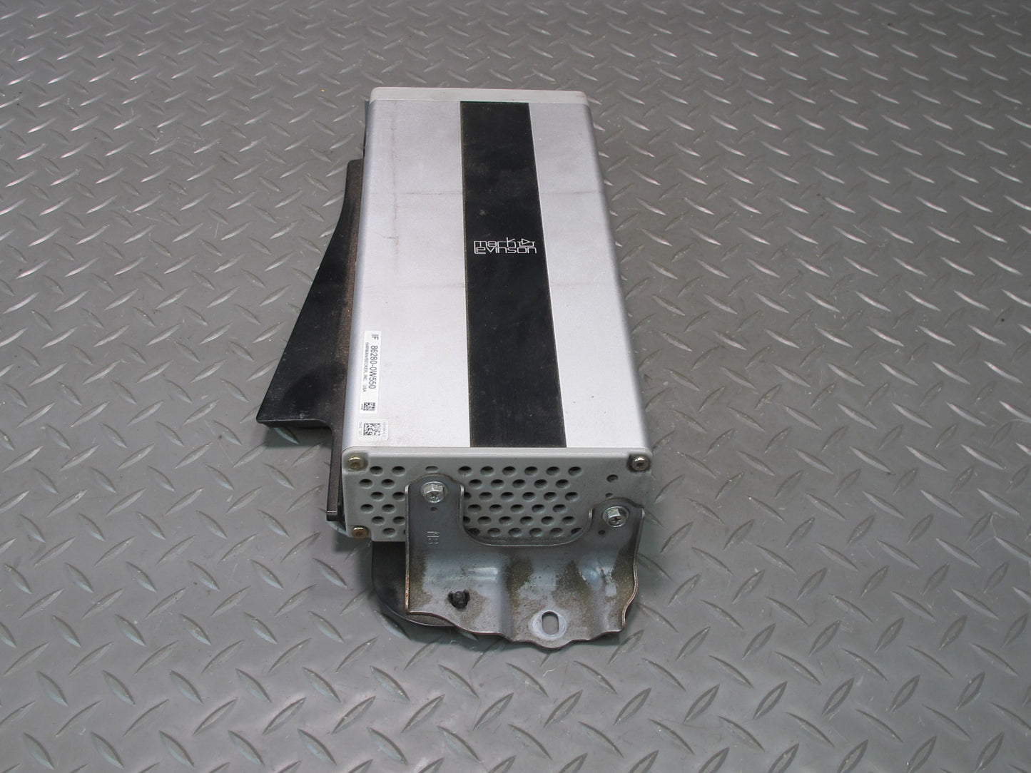 08-10 Lexus USE20L Is-f Mark Levinson Audio Stereo AMP Amplifier 86280-0W550 OEM