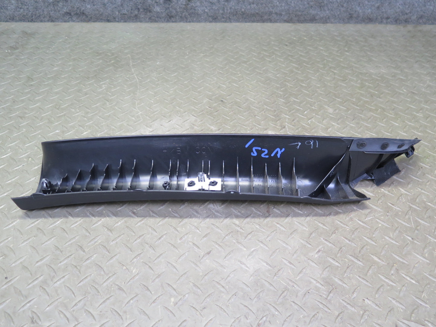 04-09 Nissan Z33 350Z Convertible Front Interior A Pillar Trim Panel Set OEM