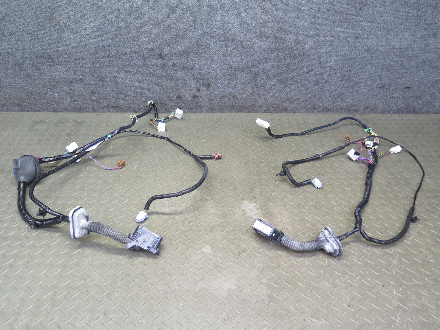 03-06 Nissan Z33 350Z Set of 2 Left & Right Door Wire Wiring Harness OEM