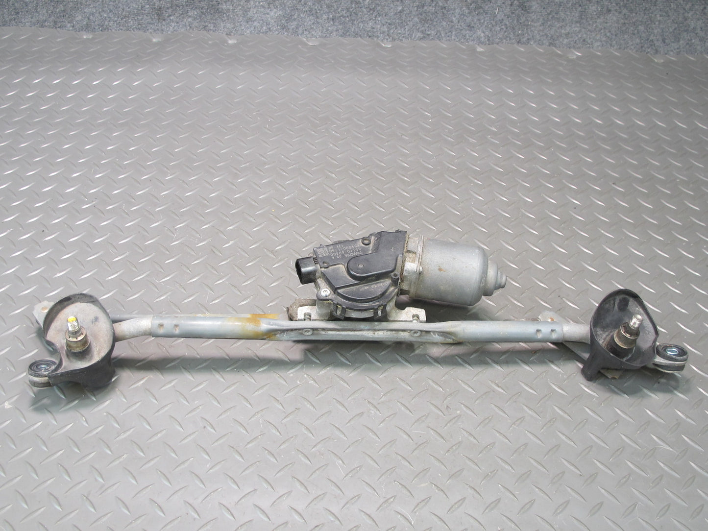 08-14 Lexus USE20L Is-f Windshield Wiper Transmission Linkage w Motor Assy OEM