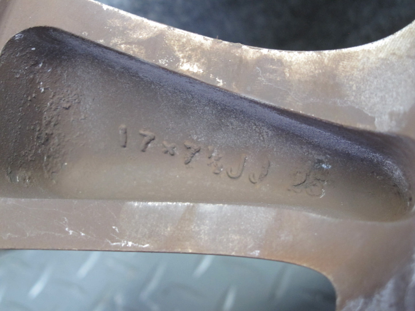 2005-2009 Lexus GX470 Set of 4 Factory 17" R17 Alloy Wheel Rim 17x7.5J ET25