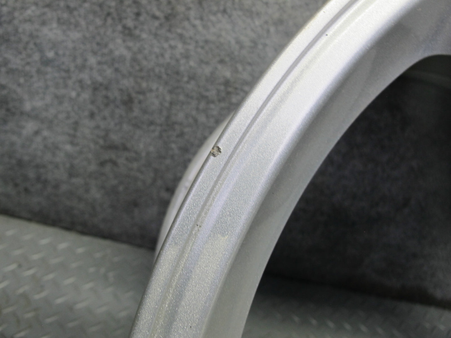 00-04 Chevrolet Corvette C5 Rear R18" Alloy Wheel Rim 18x9.5J ET65 9594182 OEM