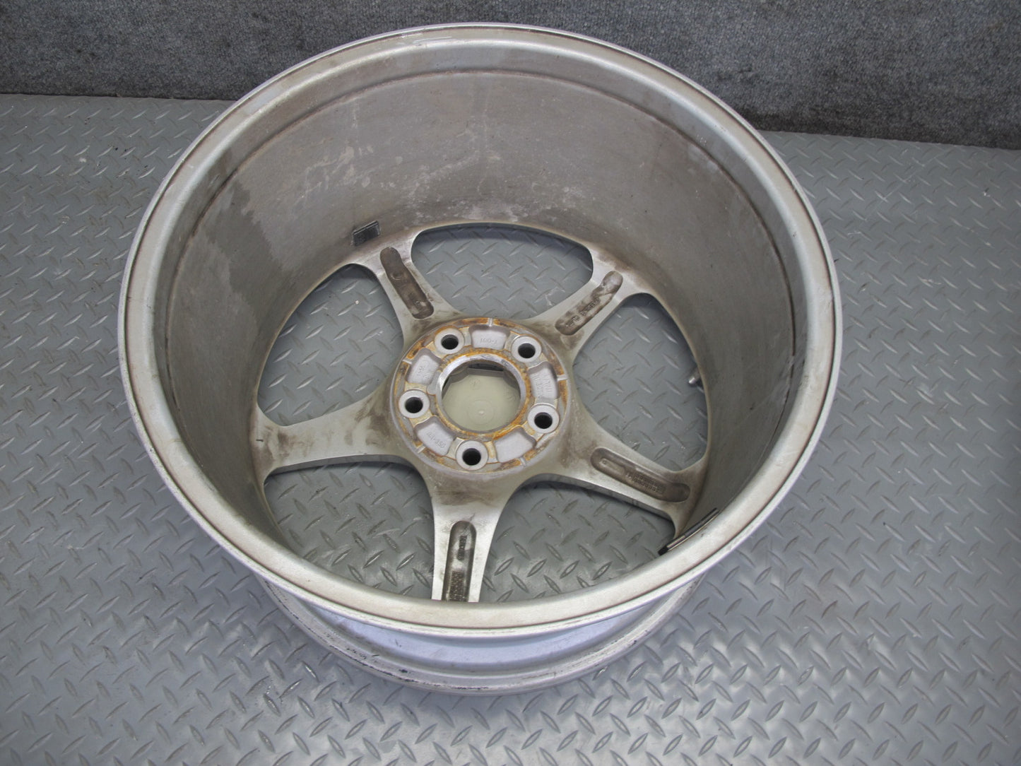 00-04 Chevrolet Corvette C5 Rear R18" Alloy Wheel Rim 18x9.5J ET65 9594182 OEM