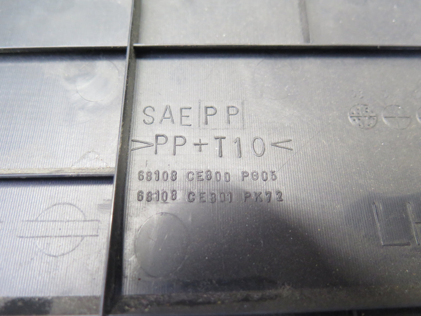 03-09 Nissan Z33 350Z Set of 2 Dash Front Left & Right Knee Trim Panel Black OEM