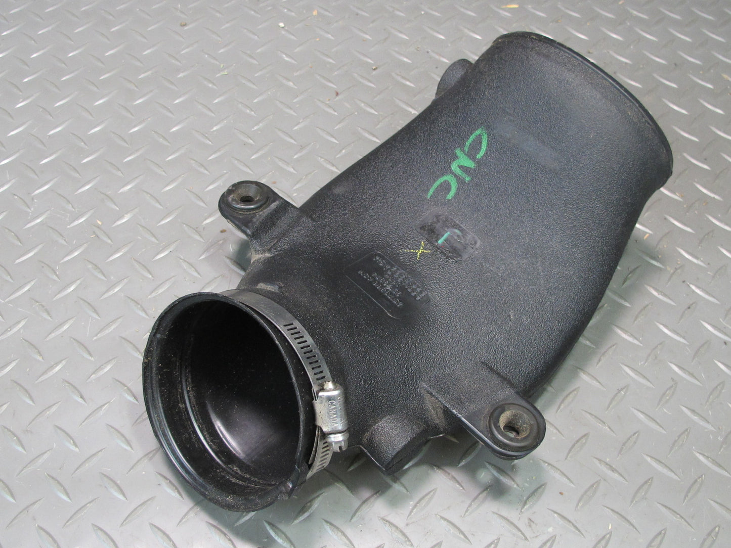 01-04 Chevrolet Corvette C5 Air Intake Duct Tube Bridge w Pipe Hose OEM