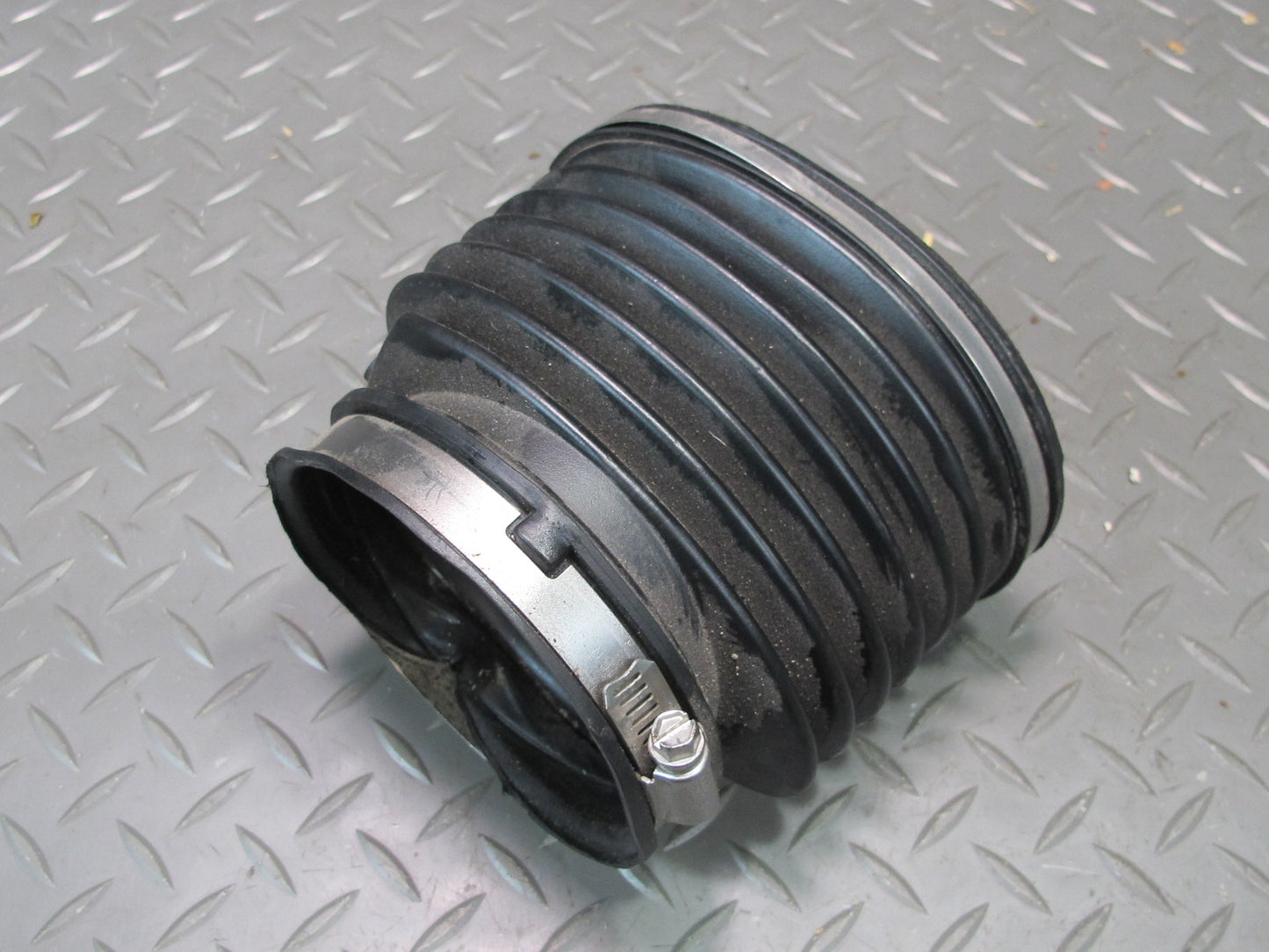 01-04 Chevrolet Corvette C5 Air Intake Duct Tube Bridge w Pipe Hose OEM