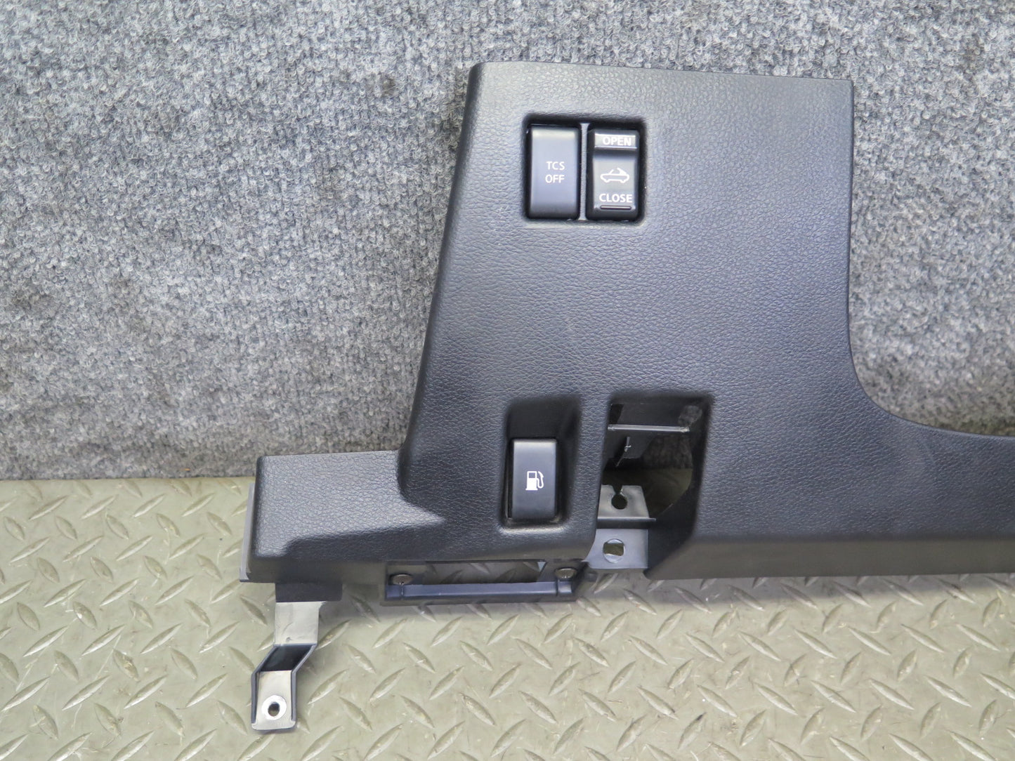 03-09 Nissan Z33 350Z Set of 2 Dash Front Left & Right Knee Trim Panel Black OEM