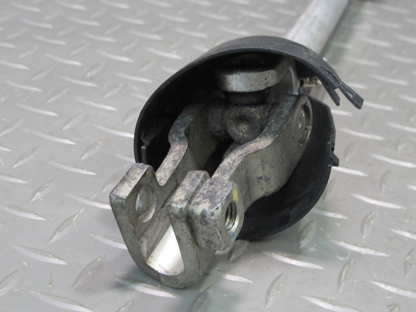 99-04 Chevrolet Corvette C5 Steering Column Intermediate U Joint Shaft OEM