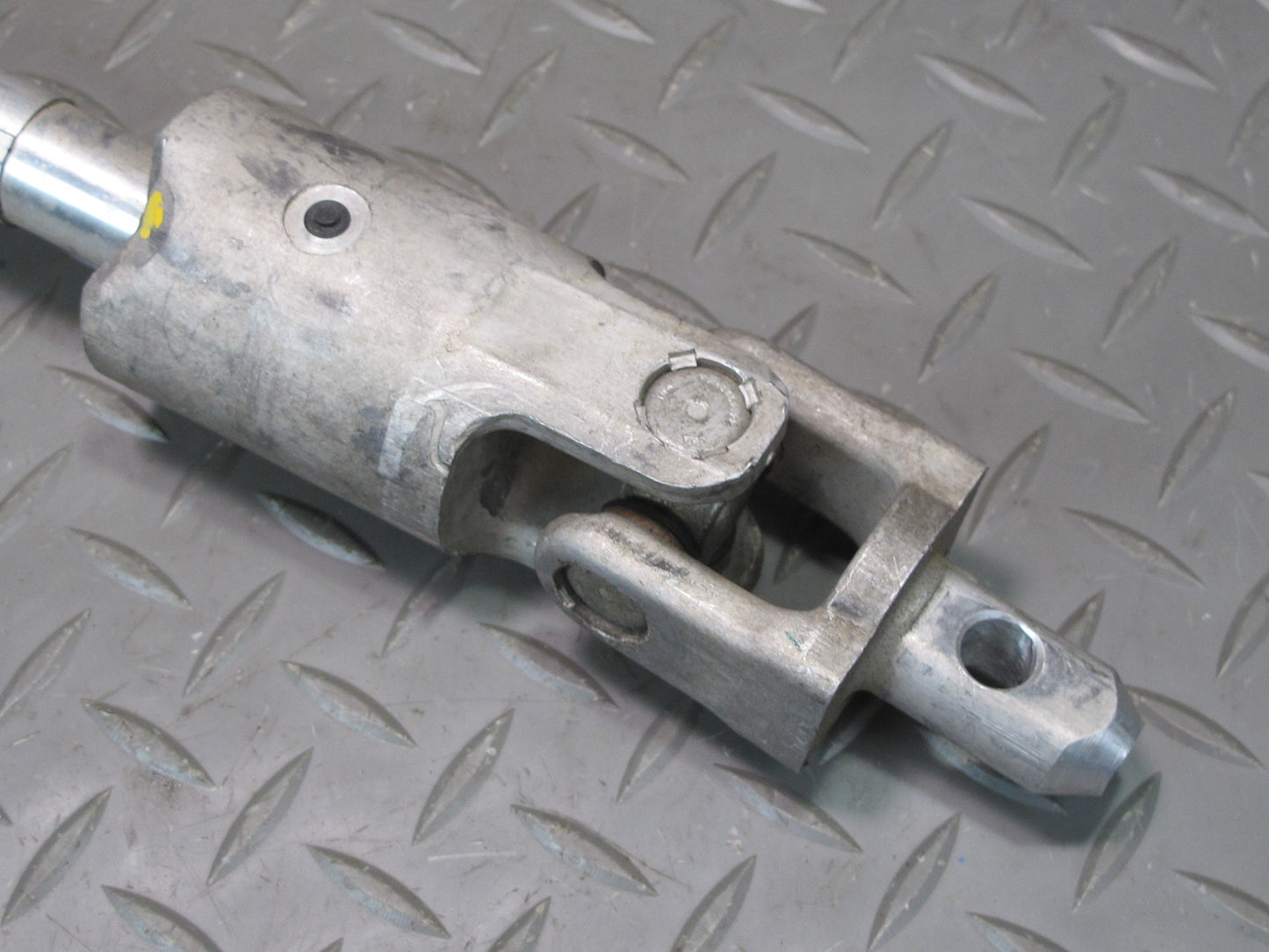 99-04 Chevrolet Corvette C5 Steering Column Intermediate U Joint Shaft OEM