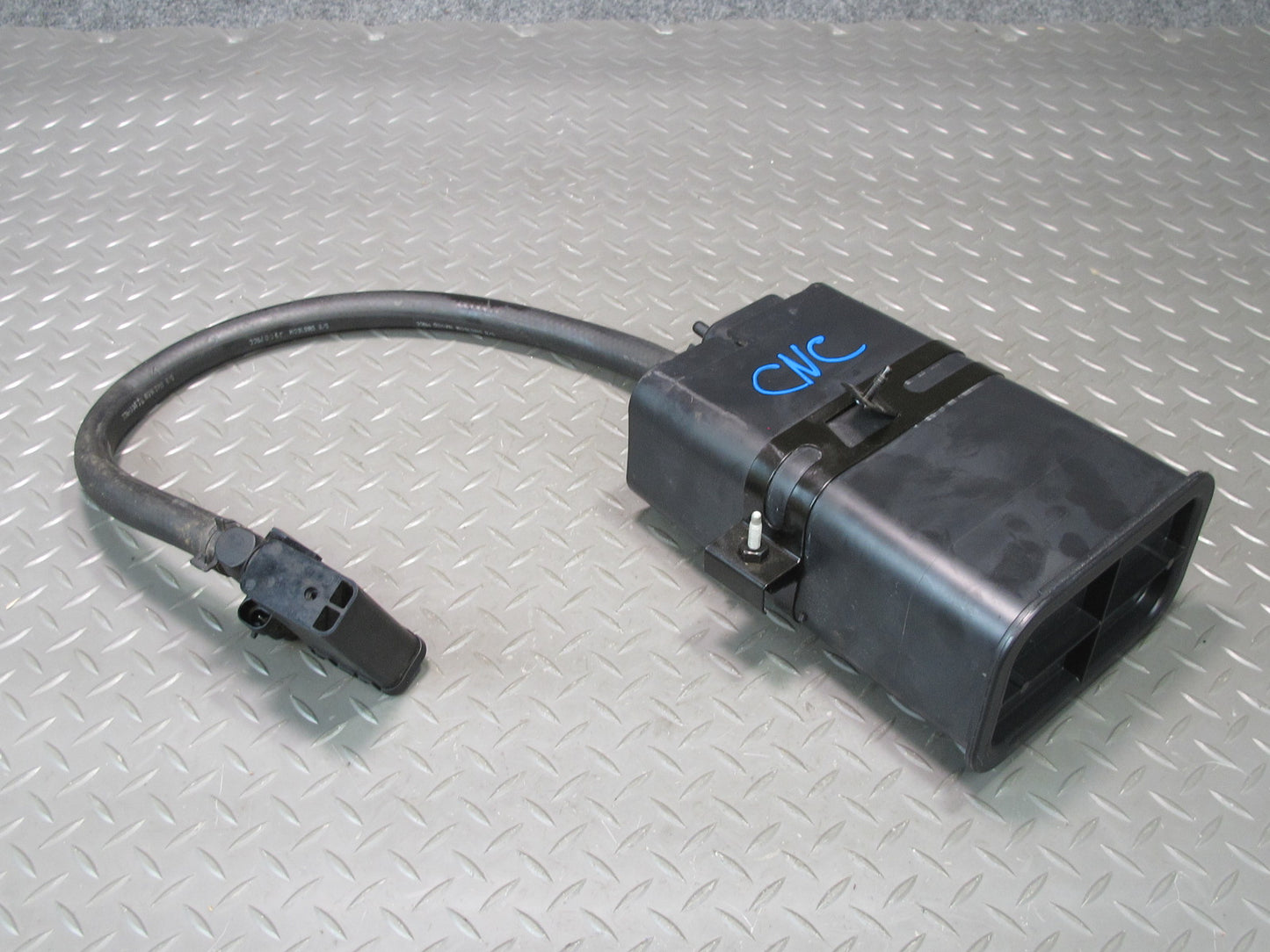 00-04 Chevrolet Corvette C5 Fuel Evap Vapor Charcoal Canister OEM