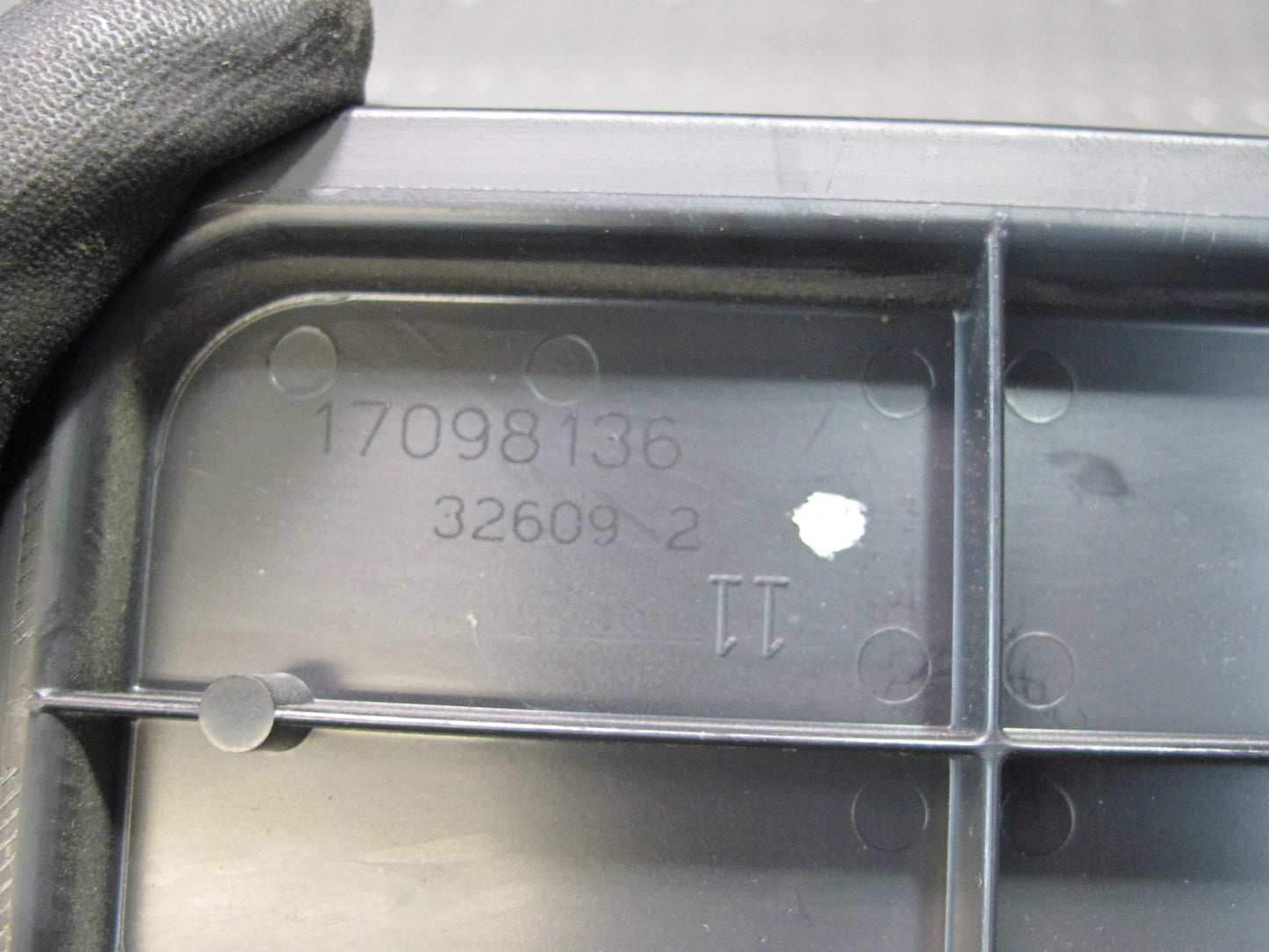 00-04 Chevrolet Corvette C5 Fuel Evap Vapor Charcoal Canister OEM