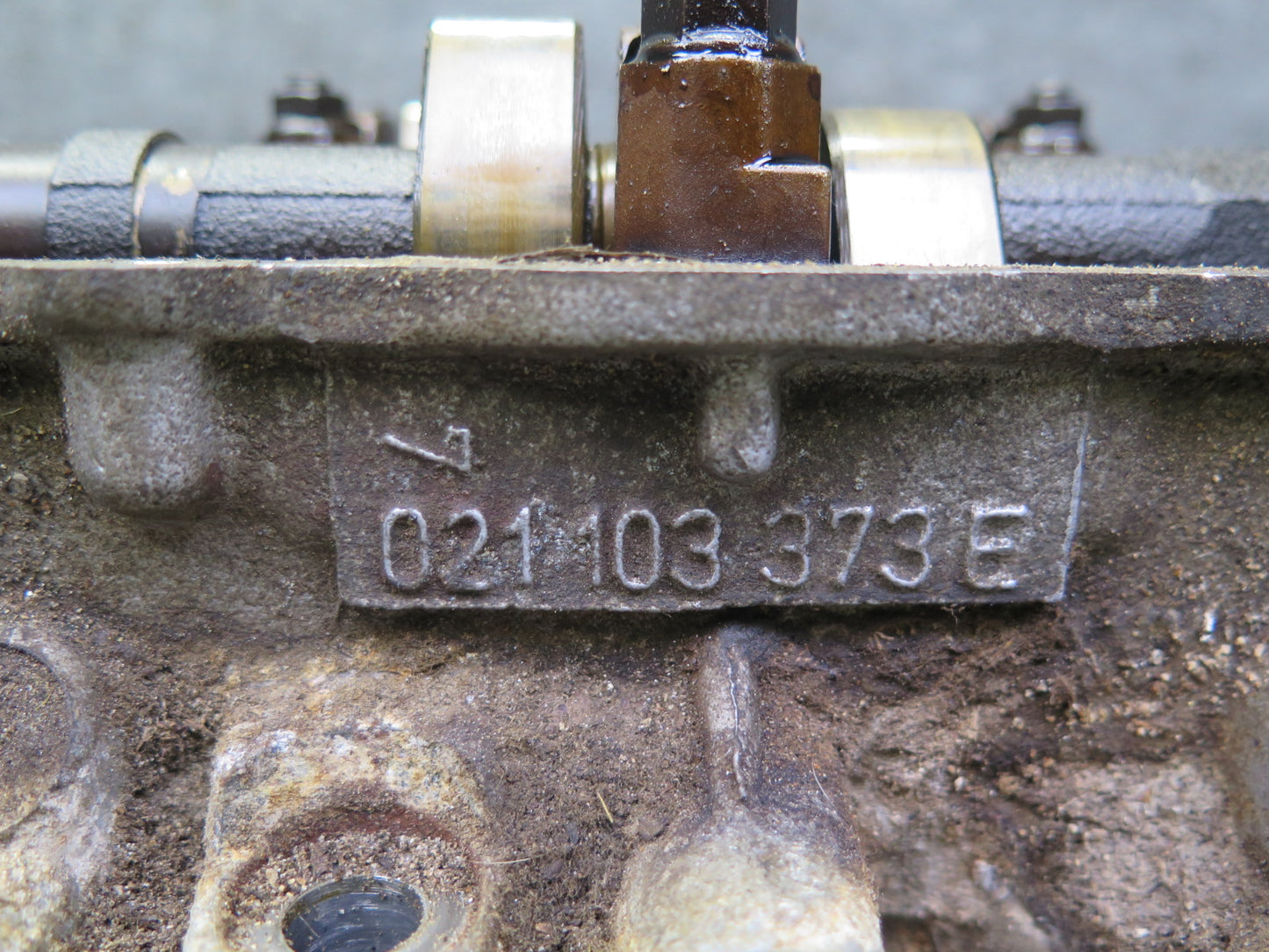 99-00 VW Eurovan T4 2.8L AES Engine Motor Cylinder Head w Camshafts OEM