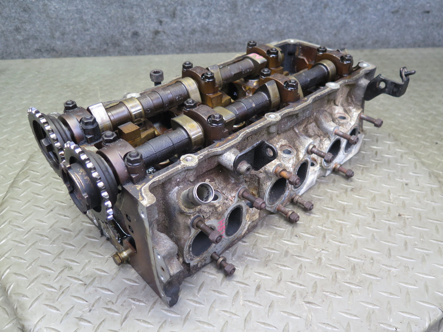 99-00 VW Eurovan T4 2.8L AES Engine Motor Cylinder Head w Camshafts OEM