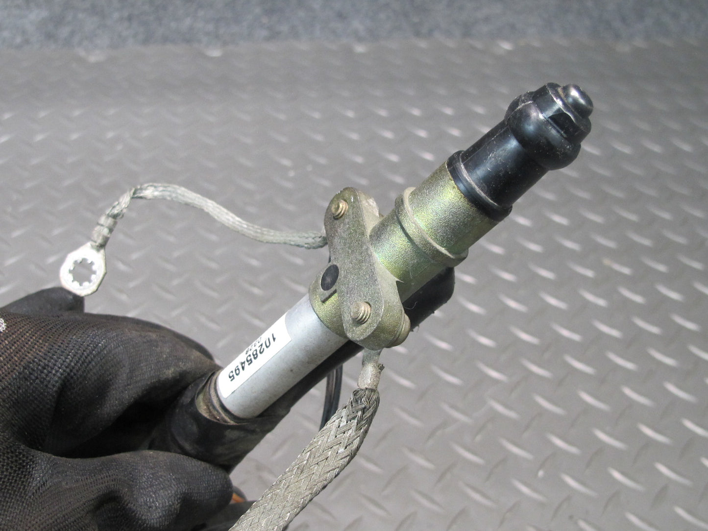 98-04 Chevrolet Corvette C5 Conv Rear Radio Power Antenna w Motor Assembly OEM