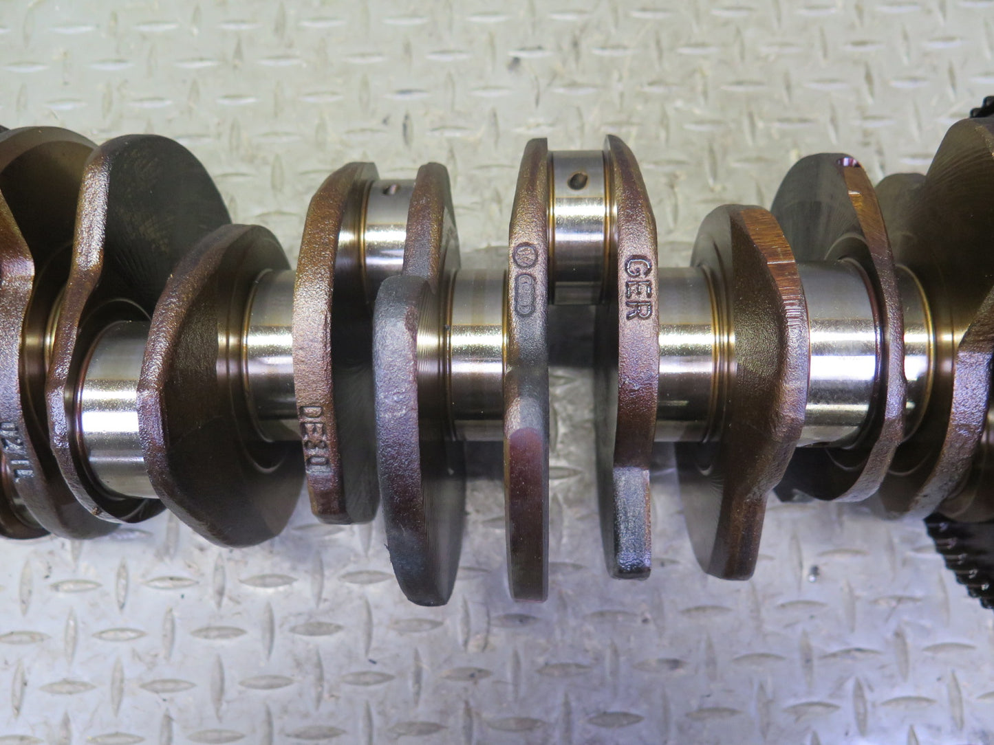 99-03 VW Eurovan T4 2.8L AES Engine Crankshaft Unit OEM