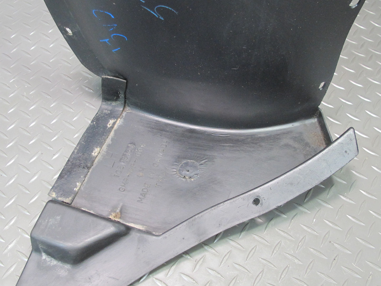 97-04 Chevrolet Corvette C5 Front Left Fender Liner Splash Shield Guard OEM