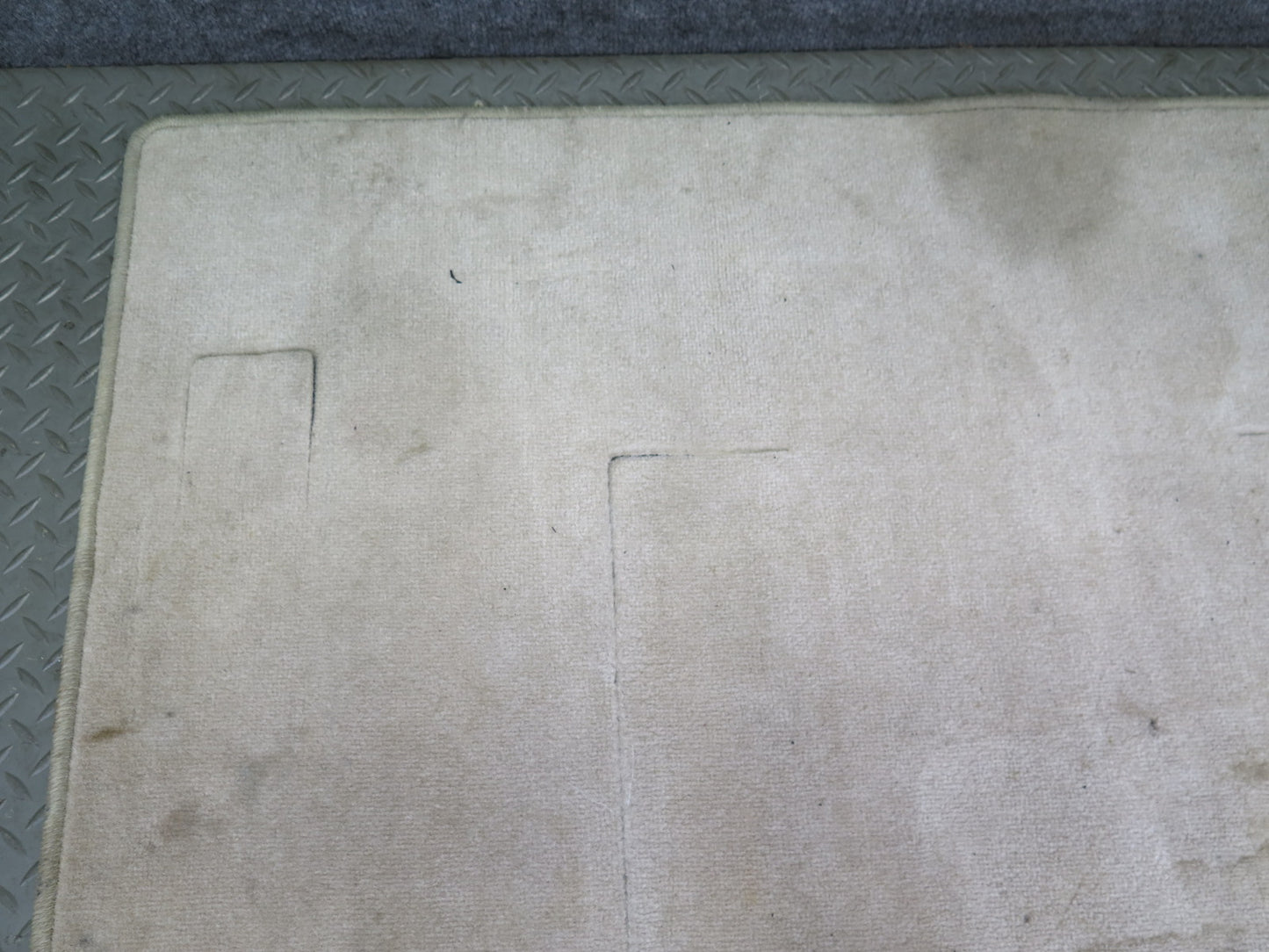 2003-2009 Lexus UZJ120L GX470 Rear Trunk Floor Carpet MAT Cover Panel