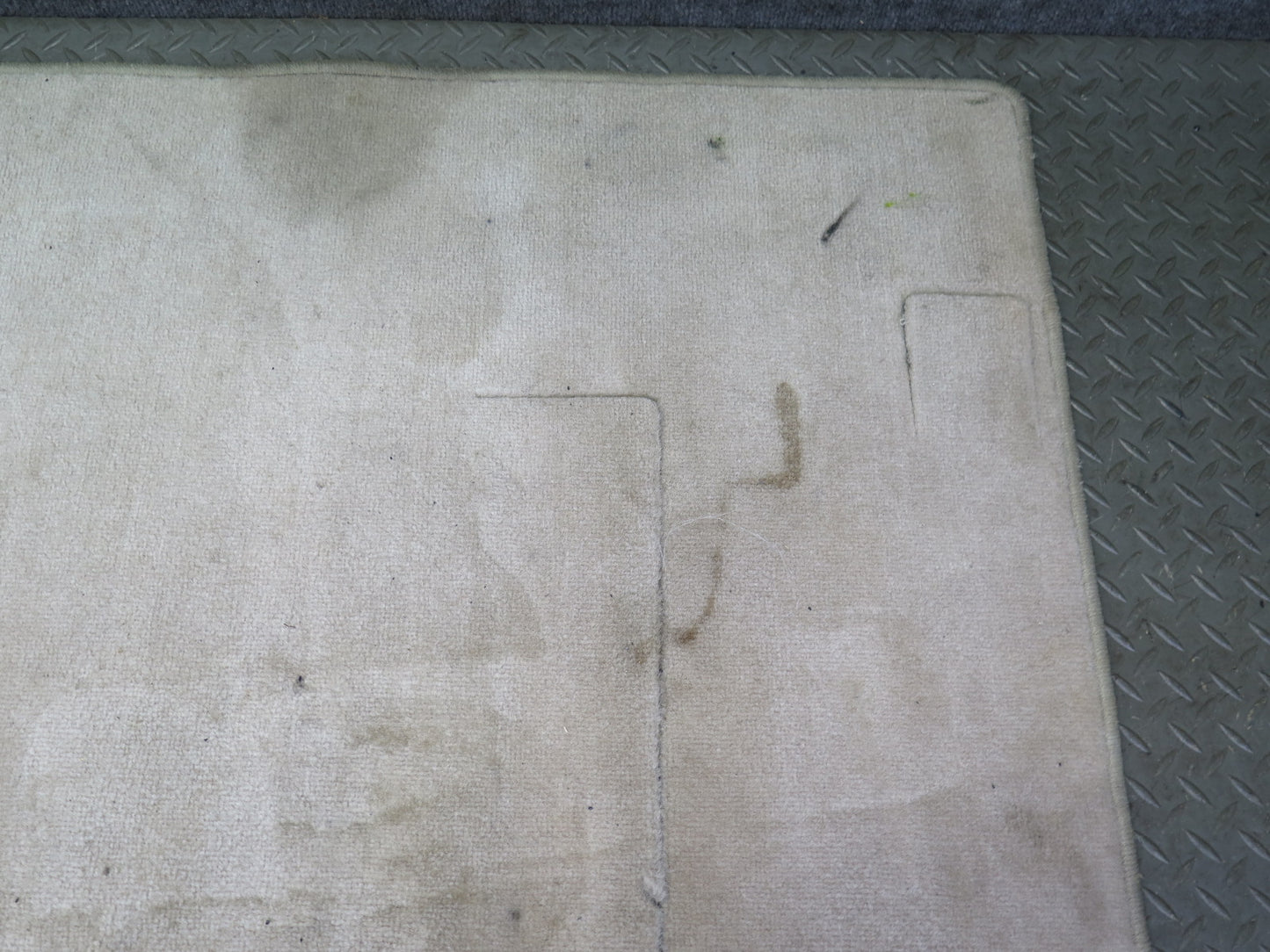 2003-2009 Lexus UZJ120L GX470 Rear Trunk Floor Carpet MAT Cover Panel