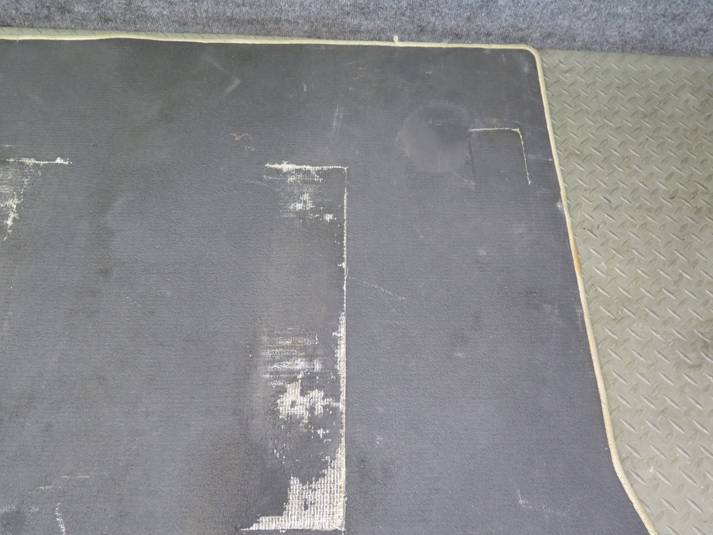 2003-2009 Lexus UZJ120L GX470 Rear Trunk Floor Carpet MAT Cover Panel