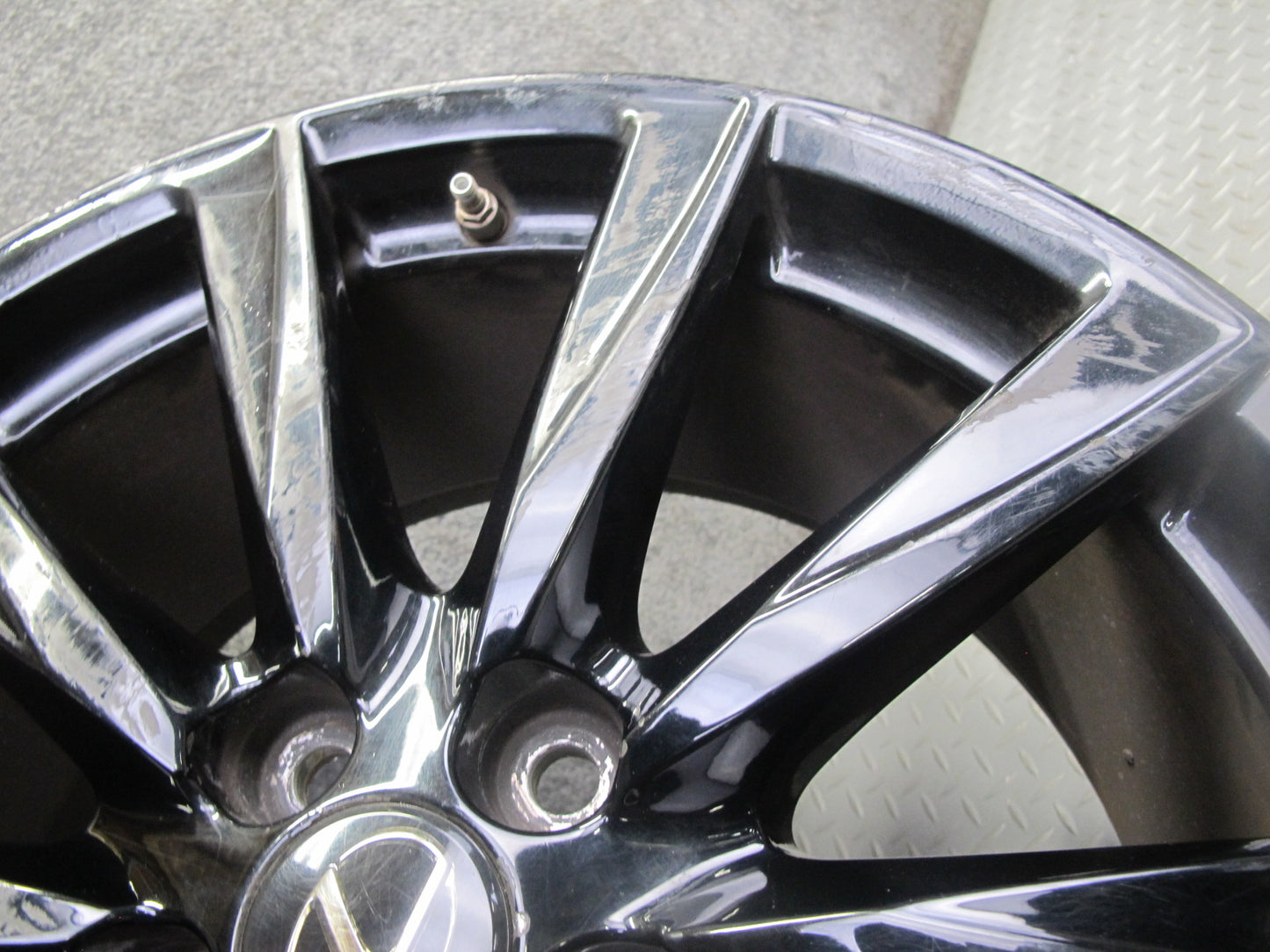 08-14 Lexus USE20L Is-f Rear Left R19 19" Alloy Wheel Rim 19X9J ET55 OEM