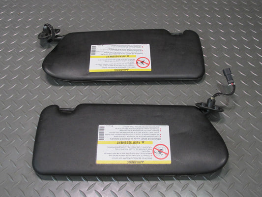 03-06 Chevrolet SSR Set of 2 Front Left & Right Sun Visor Black OEM
