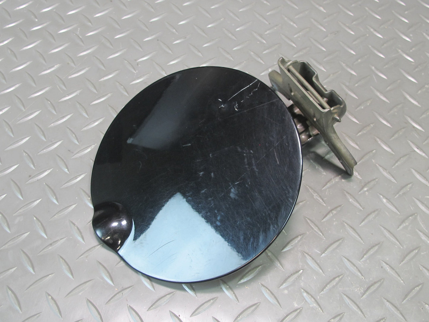 03-06 Chevrolet SSR  Fuel Tank Filler Door Lid Cover Black OEM