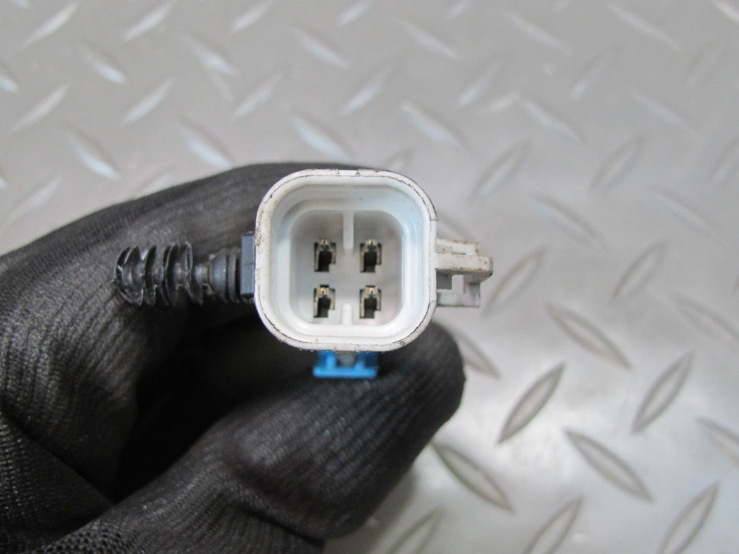 05-06 Chevrolet SSR 6.0L LS2 Set of 3 Exhaust Oxygen O2 Lambda Sensor OEM