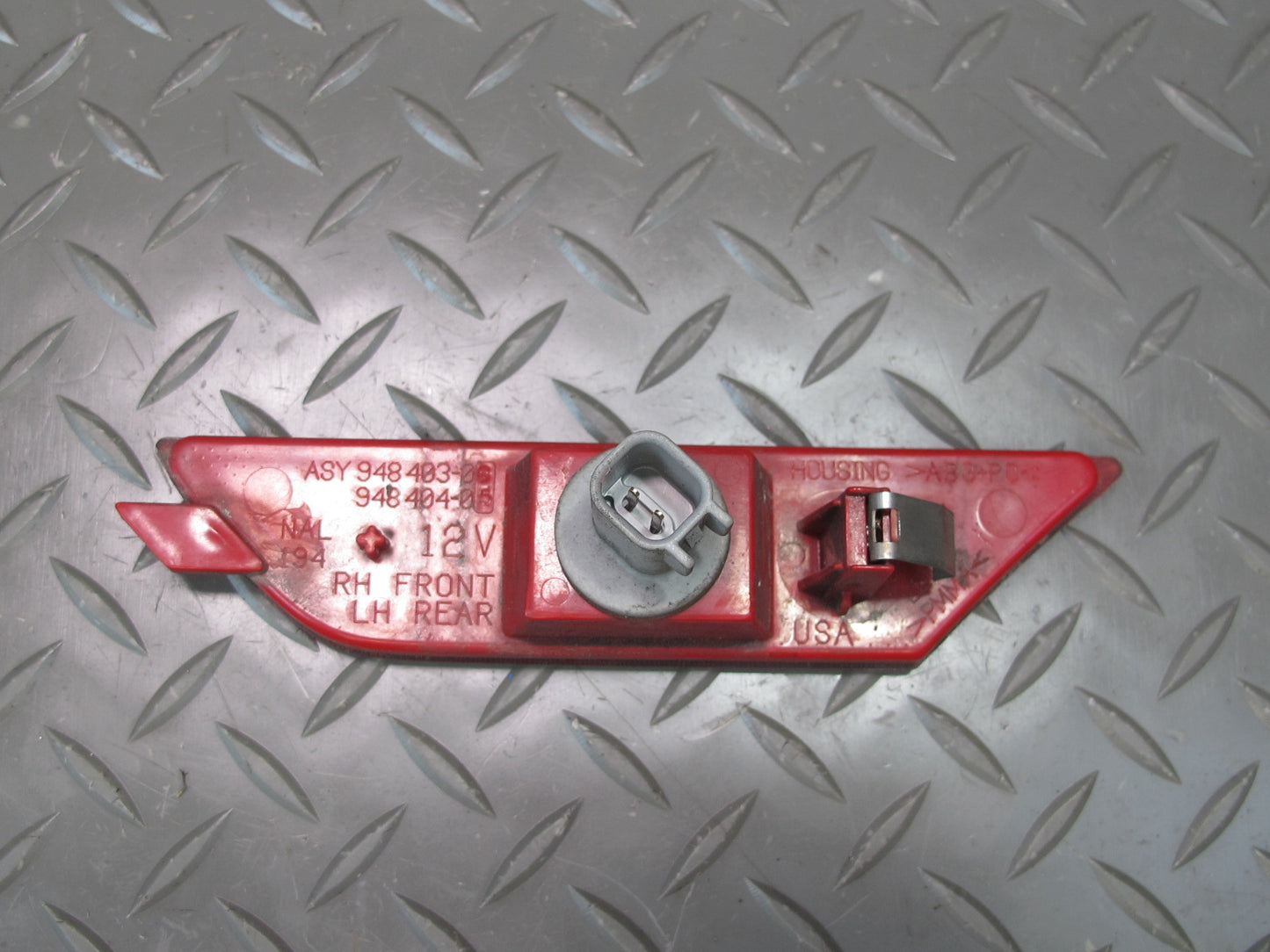 03-06 Chevrolet SSR Set of Rear Right & Left Bumper Side Marker Light Lamp OEM