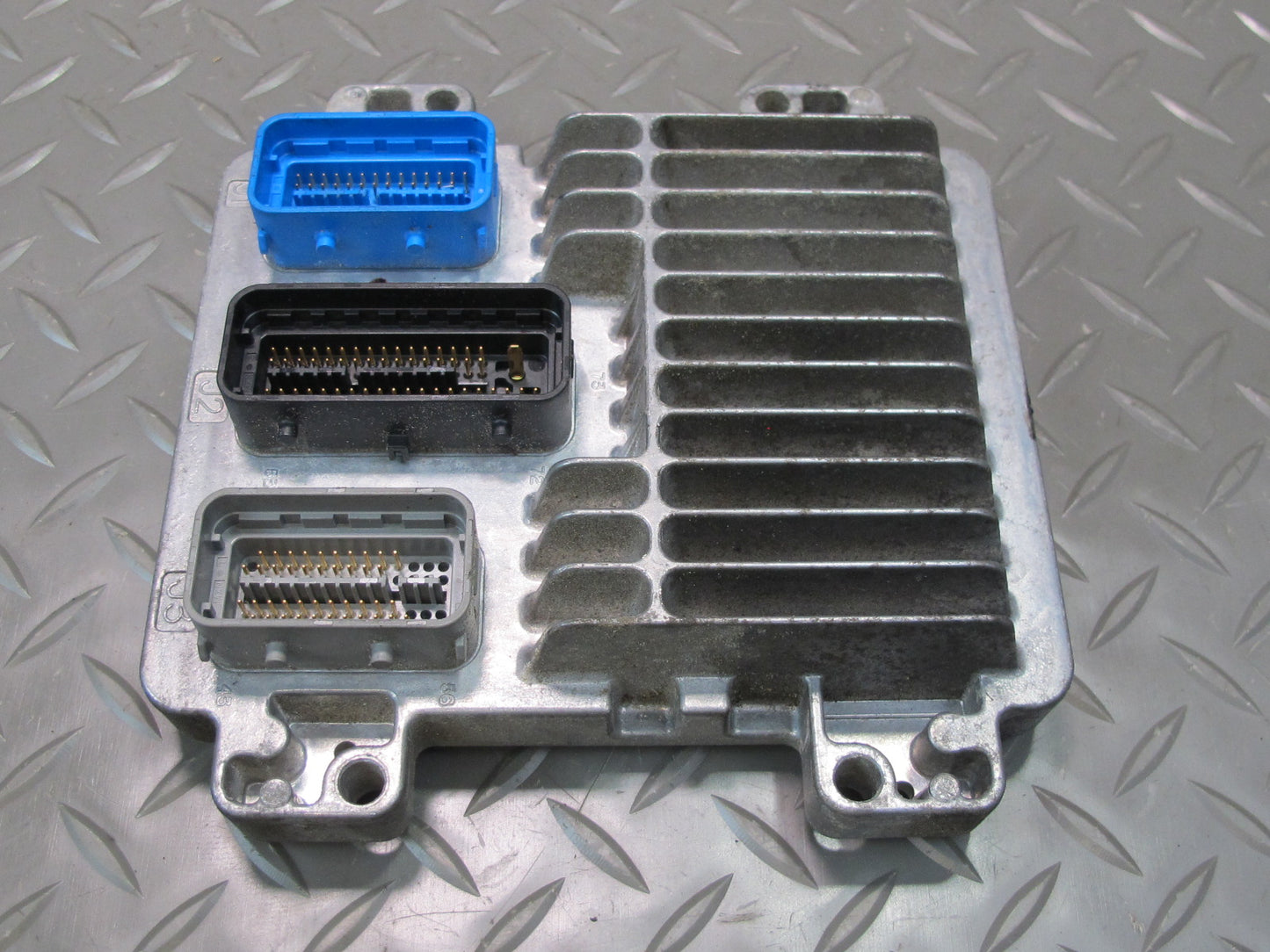 2005 Chevrolet SSR LS2 6.0L ECM ECU Engine Computer Module 12578554 OEM