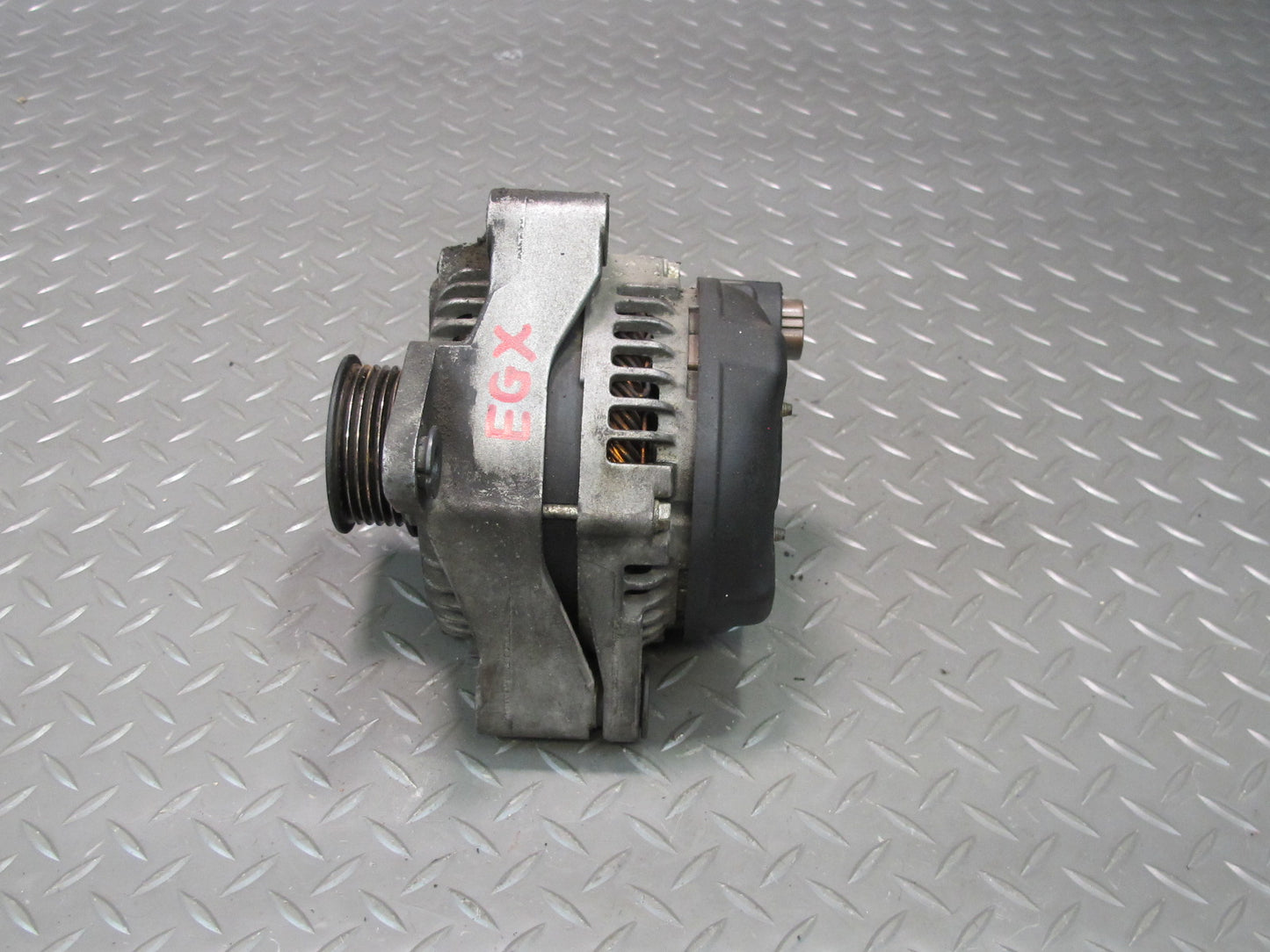 2004-2009 Lexus UZJ120L GX470 4.7L Engine Alternator Generator 27060-50360